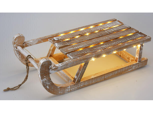 Slede LED trefarget 50x24x16cm 50 varmhvite LED,med timer, 3xAA Batteri 