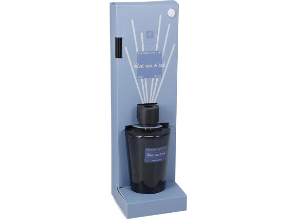 Duftolje 500ml med 8 pinner 4ass Pakket i display med tester. 10% duft 