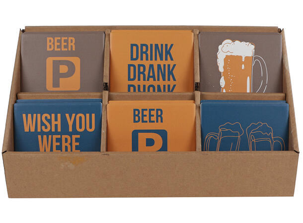Glassbrikke Beer keramikk 10x10cm 6ass Display med 36 stk 