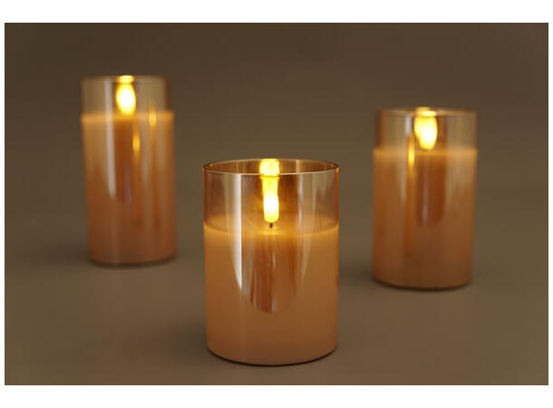 Kubbelys LED i amber glass 7,5x7,5x15cm Batteri: 2xAA. Timer 5t på/19t av 