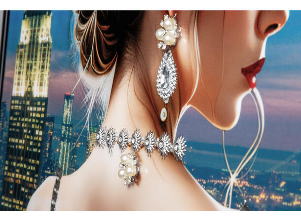 Bilde lerretstrykk dame i kjole 52x102cm Shiny foliert fototrykk med sort ramme 