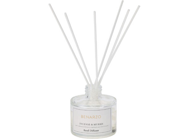 Duftolje 7x22cm 80 ml m/6 pinner 3ass Duft: myrra, bjørnebær, hav. 2% duft 