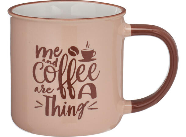 Krus kaffe keramikk 11x8x8cm 250ml 4ass 16stk i display. .ed pregede kaffetekst 