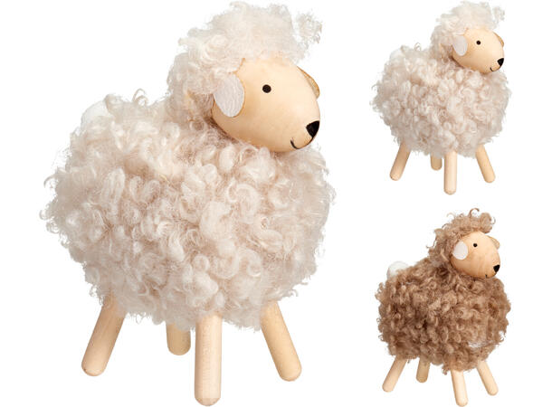 Sau stående tre og polyester 13cm 3ass Forpk 12stk Vekt 120gr 