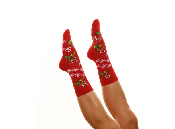 Sokk rød med happy reinsdyr 36-40 75% bomull, 22% polyester, 3% elastan 