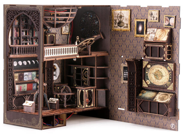 Book Nook Museum Astronomi 23x18.5x11cm MDF papir stoff LED lys uten batteri 