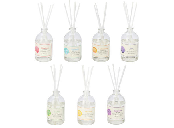 Duftolje m/pinner 6,5x19cm 100ml 7ass Forpakning: 16stk 5% Duft 
