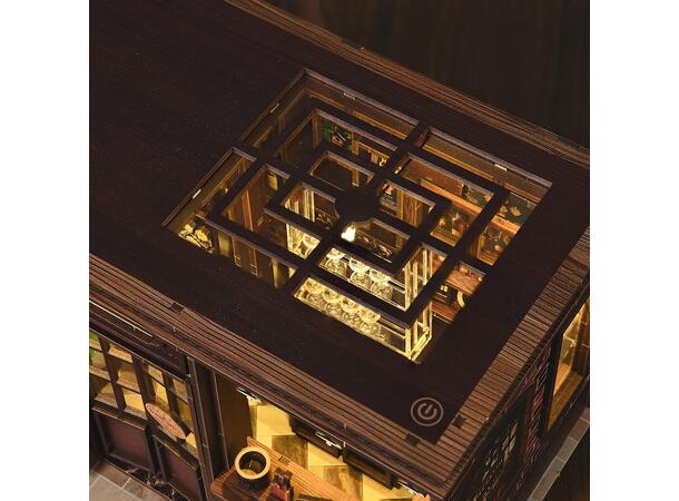 Mini hus DIY Bar på hjørnet 23x15x15cm MDF, papir, stoff. LED lys, uten batteri 