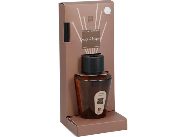 Duftolje 200ml med 6 pinner 4ass Pakket i display med tester. 10% duft 