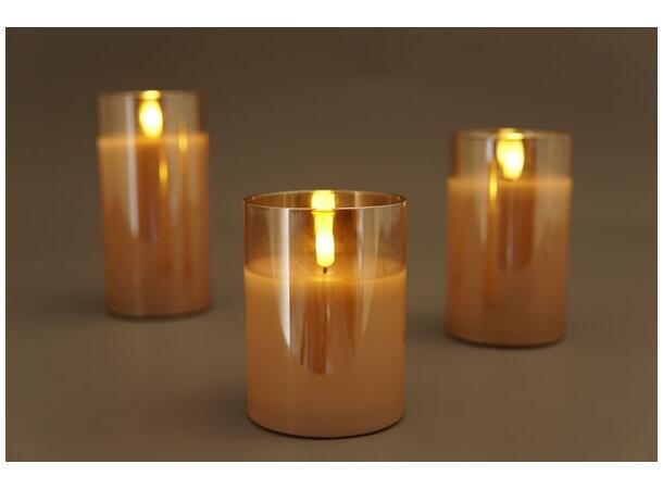 Kubbelys LED i amber glass 7,5x7,5x12cm Batteri: 2xAA. Timer 5t på/19t av 