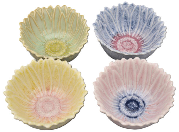 Skål blomsterformet keramikk 13x6cm 4ass Forpk 4stk 