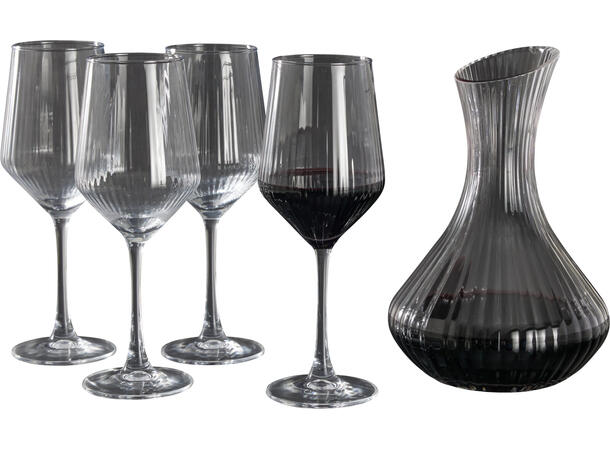 Karaffelsett Karaffel 0,5l m/4 vinglass Karaffel 510ml. Vinglass 7x24cm 