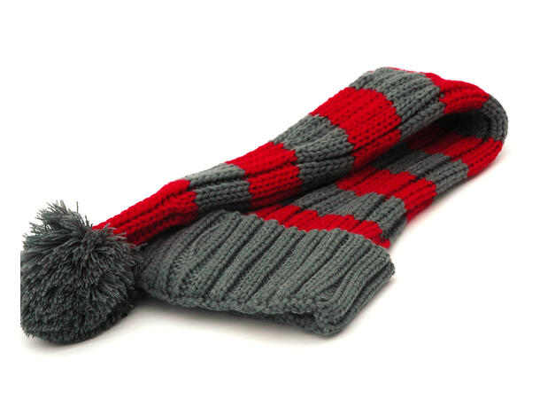 Nisselue ribbestrikket Grå m/rød 65cm 