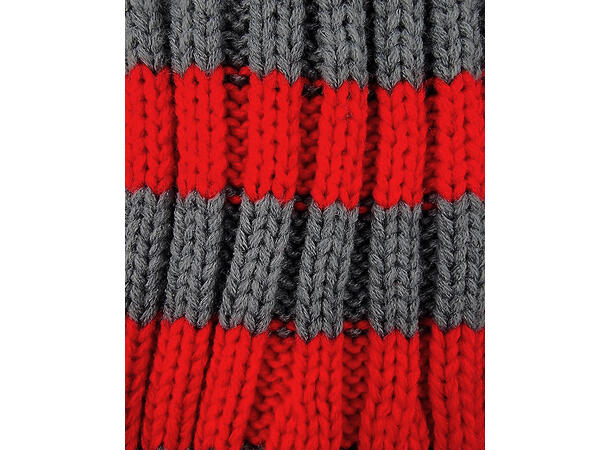 Nisselue ribbestrikket Grå m/rød 65cm 