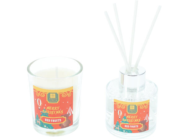 Duftsett olje/lys 40ml m/pinne 10 % duft 4 Ass: Eple, kanel, furu, frukt 