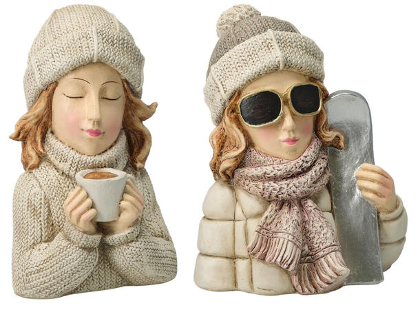 Figur jente vinterklær 12x11x20cm 2ass Forpakn.4stk 