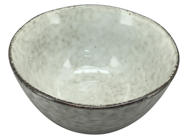 Skål beige stripet keramikk 15x15x8cm Volum 0,98 liter 