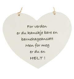 Skilt hjerte lite Barnehageansatt 13x11cm Metall