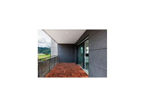 Helle Flis sett med 9 acacia 30x30cm TIl utestue, veranda etc 