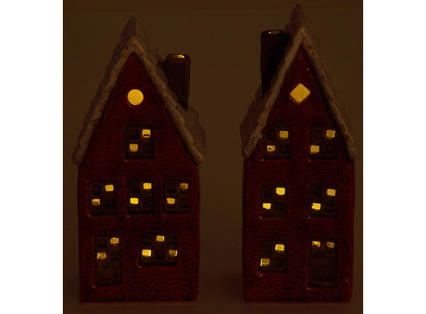 Hus keramikk rød/hvit LED 6,9x5,7x17,3cm Batteri:2xLR44 